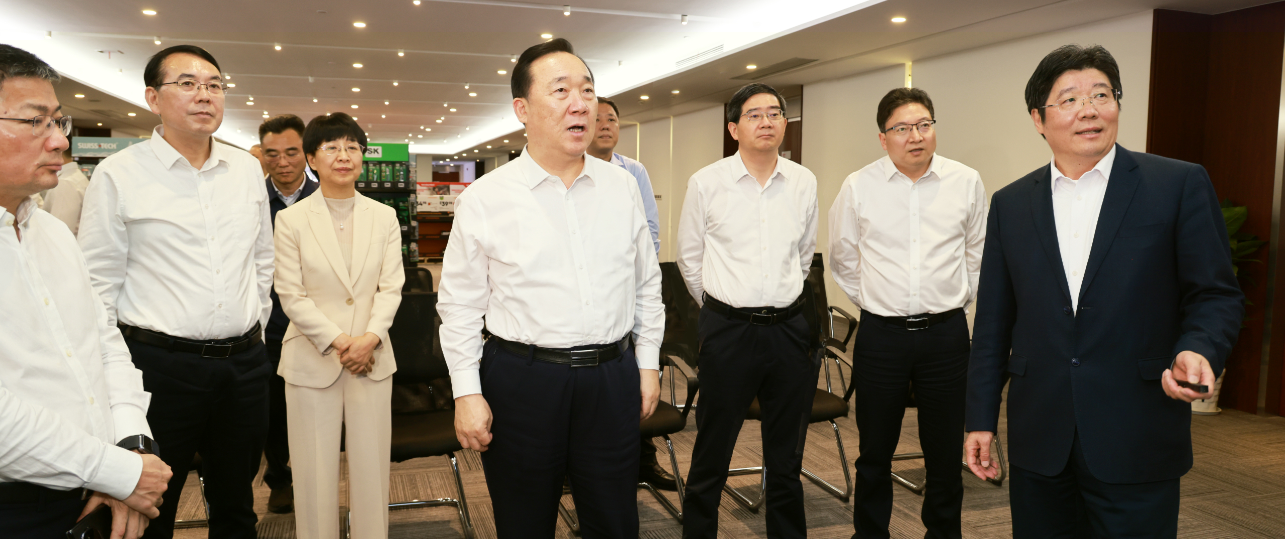 省委书记王浩一行莅临太阳成集团tyc33455cc调研